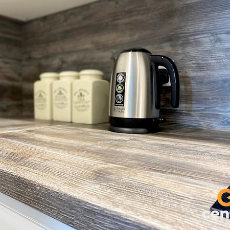 Central Serviced Apartments - Cosy 1 Bedroom - Walk Away From City Quay V&A - Walk To Bus And Train Station - Easy Access To City Centre - Fast Wi-Fi - Fully Equipped - Weekly & Monthly Stay Offers Dundee Kültér fotó